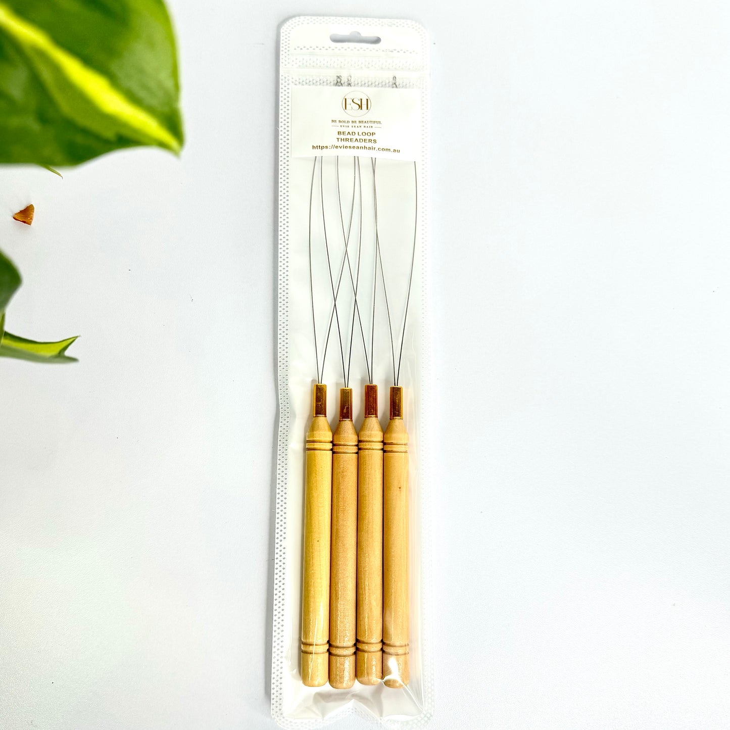 Evie Sean Hair Bamboo & Wire Bead Threader